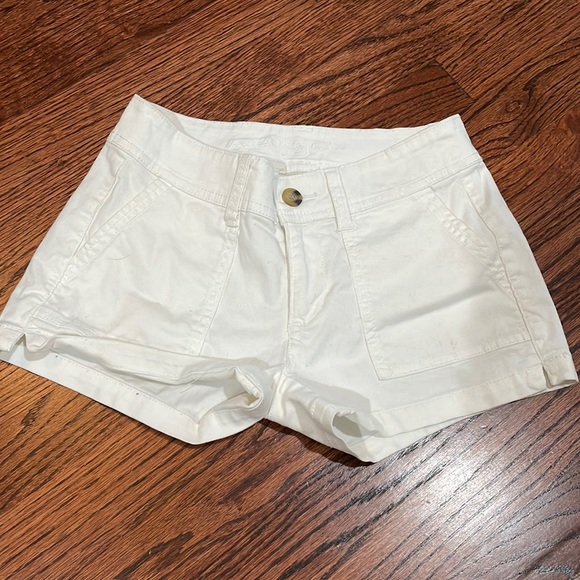 Pants - White Arizona Shorts